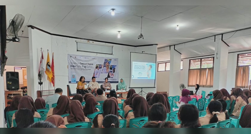 SMK Negeri 3 Magelang Gelar Talkshow “Ride Safe, Pay Smart”, Ajak Murid Lebih Tertib Berkendara